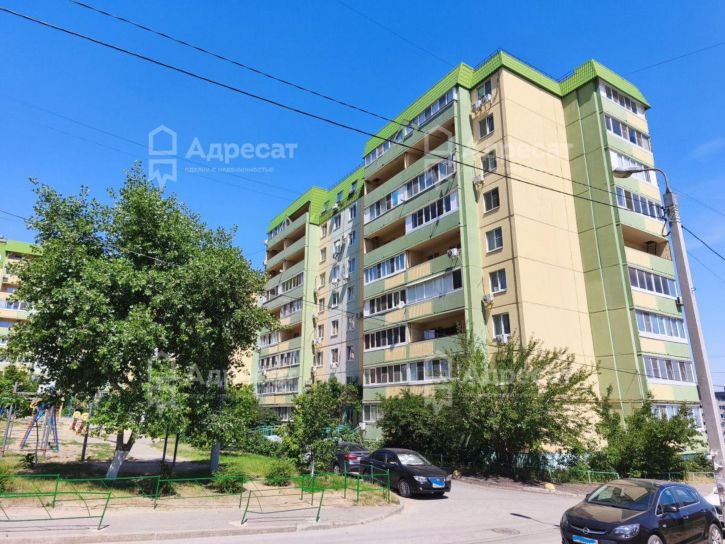 2-комн квартира ул. Комарова,  д.79