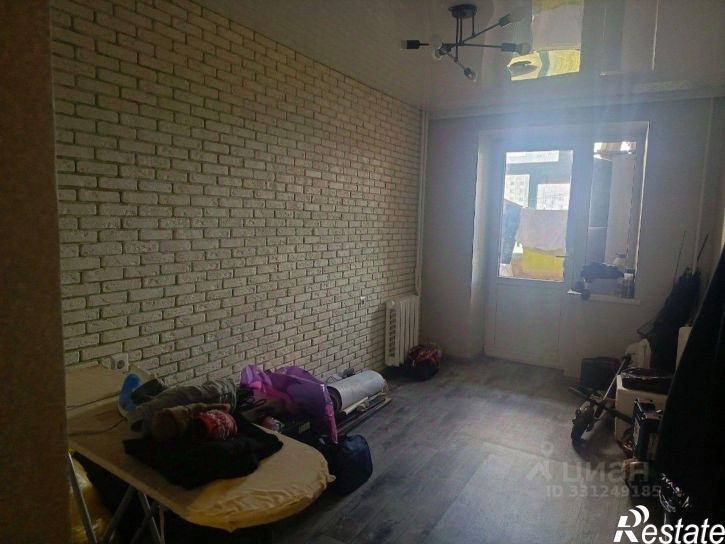 3-комн квартира улица Гороховцев, 2,  д. 2