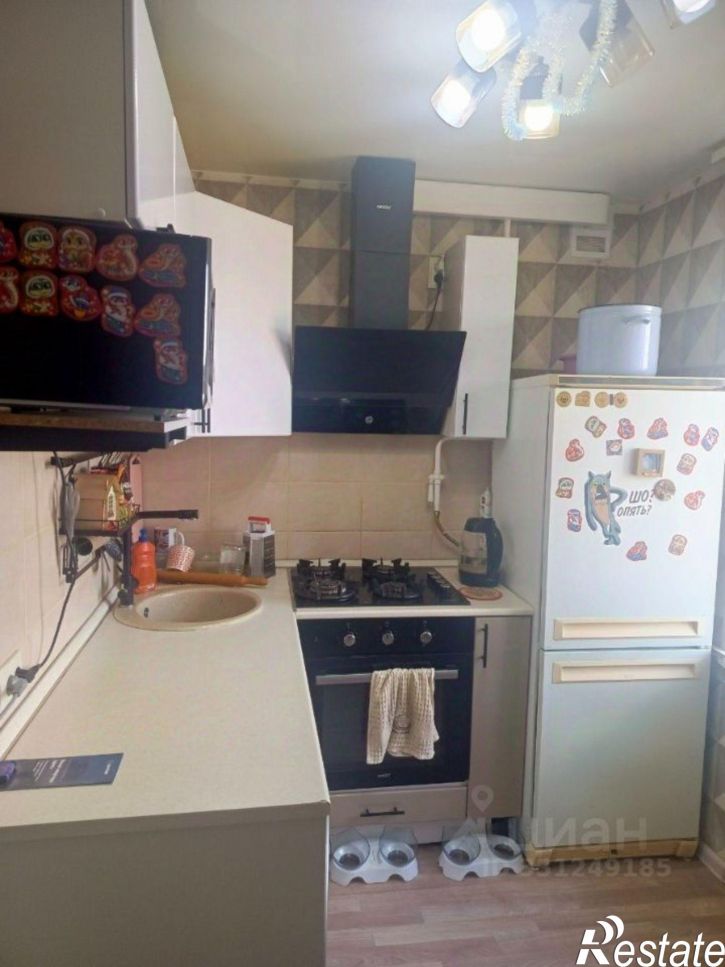 3-комн квартира улица Гороховцев, 2,  д. 2