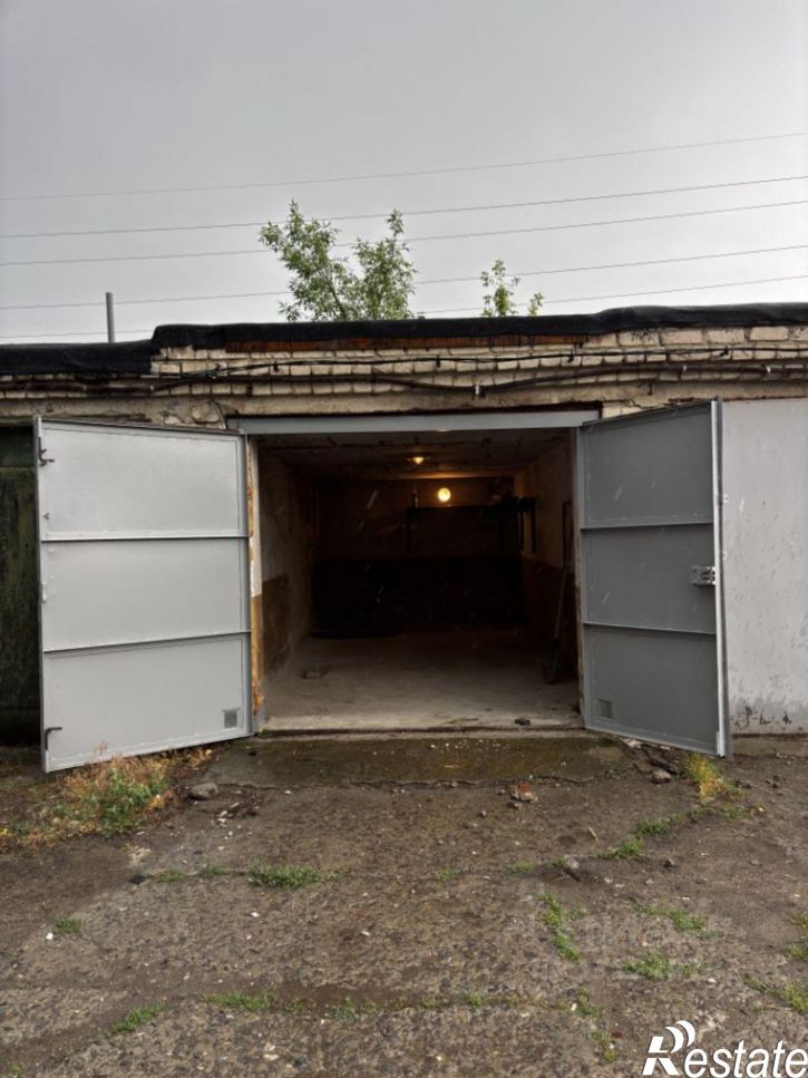 Гараж/парковка ул им. Бутлерова, 393,  д. 393