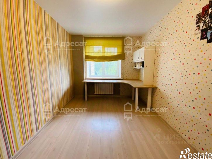 2-комн квартира ул Колпинская, 11,  д. 11