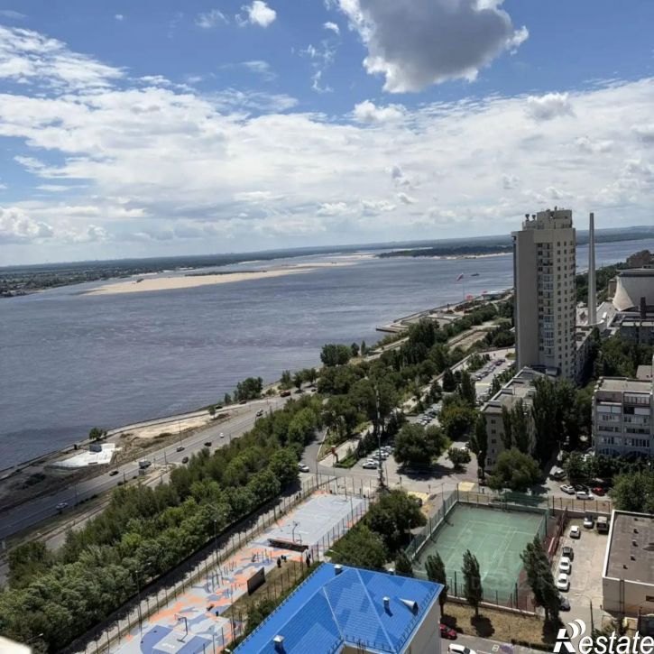 2-комн квартира улица Чуйкова, 55,  д. 55