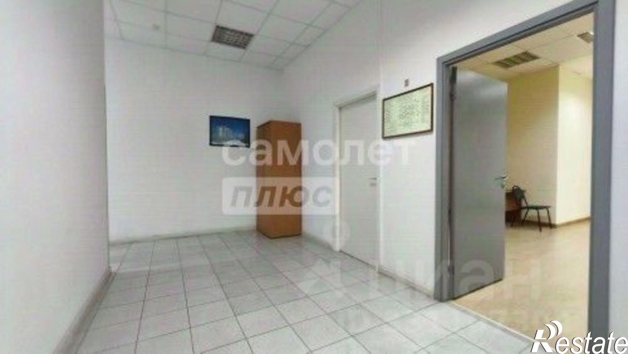 Купить офис, помещение под офис за 27 282 800 рублей на ул Батальонная, 11 1