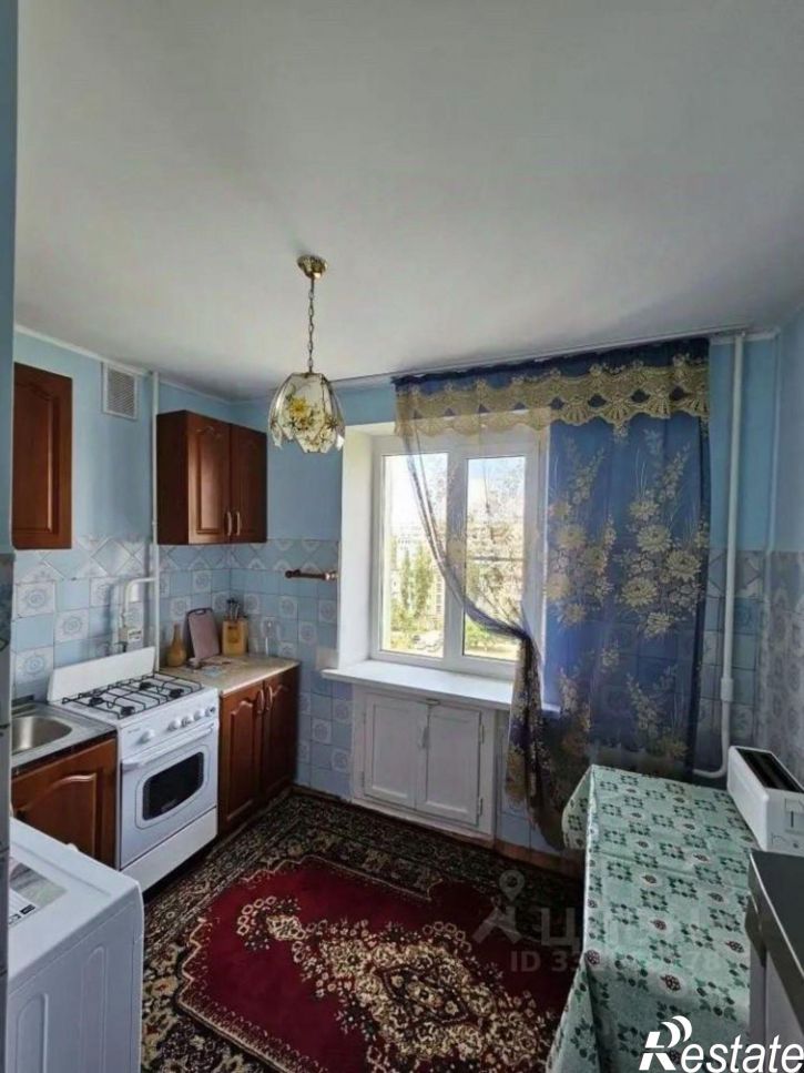 3-комн квартира ул Остравская, 8,  д. 8