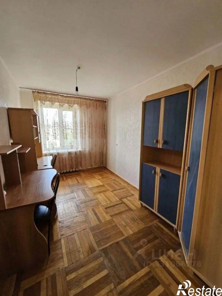 3-комн квартира ул Остравская, 8,  д. 8