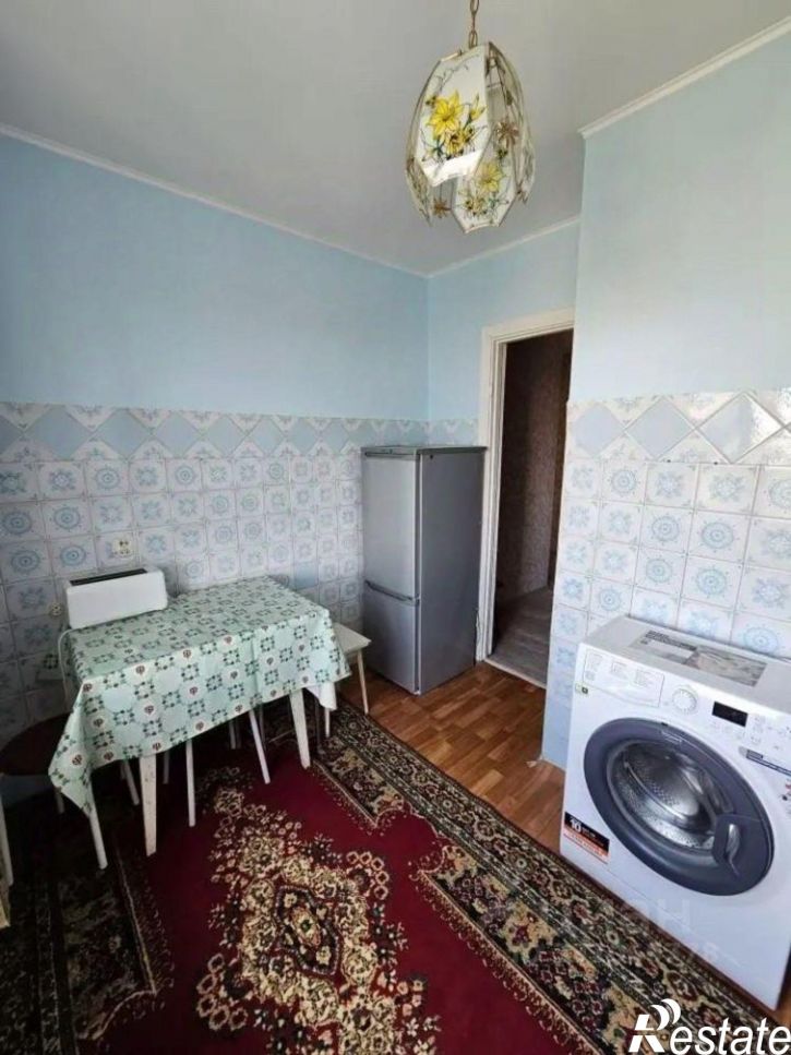 3-комн квартира ул Остравская, 8,  д. 8