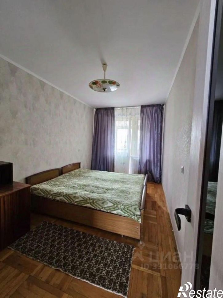 3-комн квартира ул Остравская, 8,  д. 8