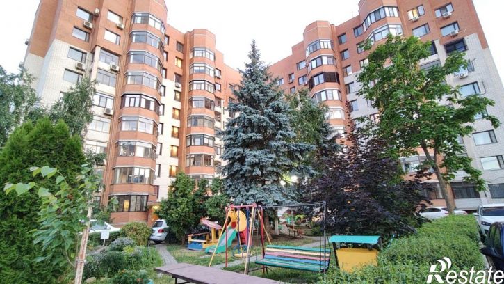 2-комн квартира улица Тулака, 8/1,  д. 8/1