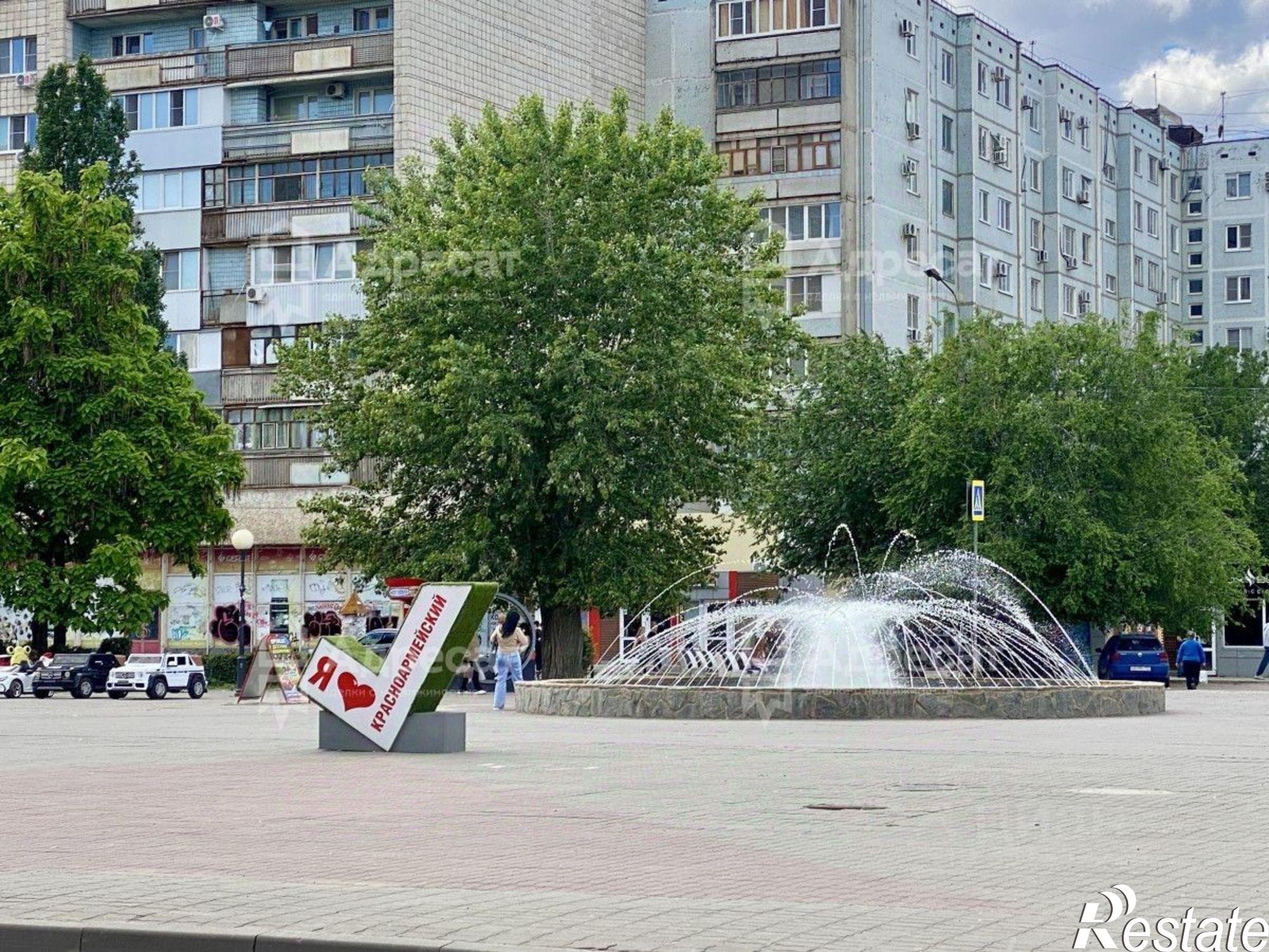 Купить торговое помещение за 29 881 700 рублей на бульвар Энгельса, 19