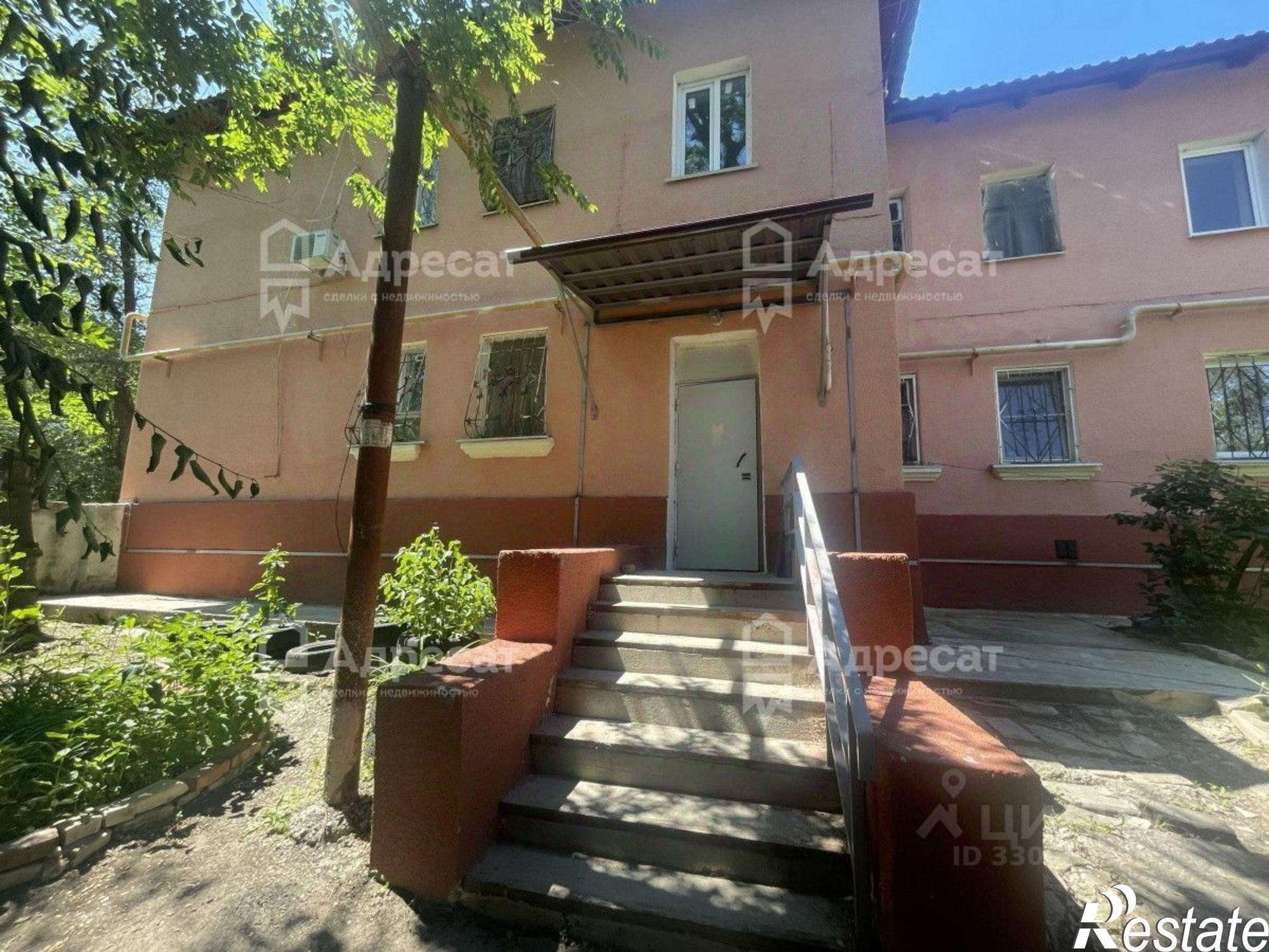 Купить комнату за 600 000 рублей на г. Волгоград