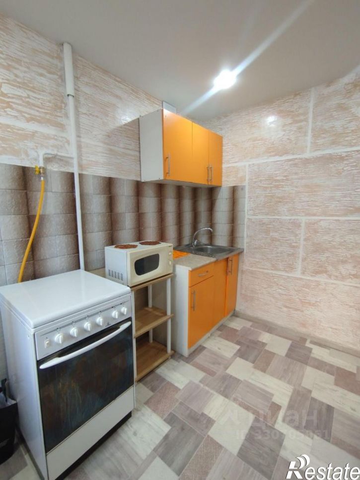1-комн квартира улица Землячки, 46,  д. 46