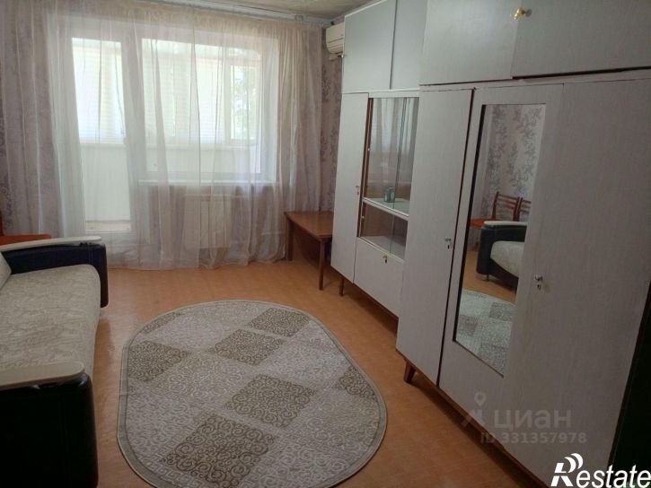 1-комн квартира улица Николая Отрады, 8,  д. 8
