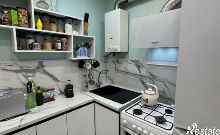 2-комн квартира улица 35-й Гвардейской дивизии, 15,  д. 15