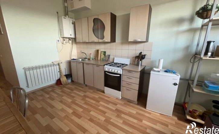 2-комн квартира улица Янки Купалы, 58,  д. 58