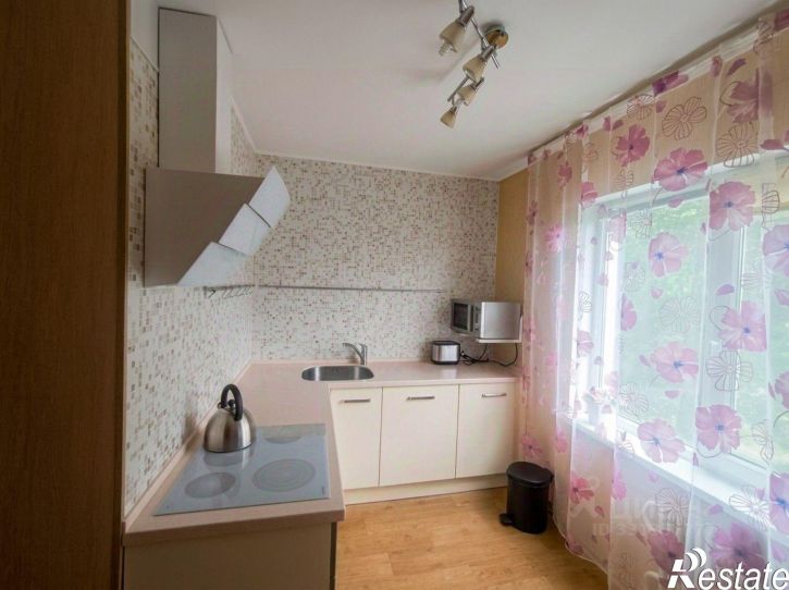 3-комн квартира улица Пархоменко, 57,  д. 57