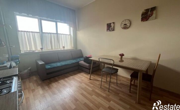 2-комн квартира улица Янки Купалы, 58,  д. 58