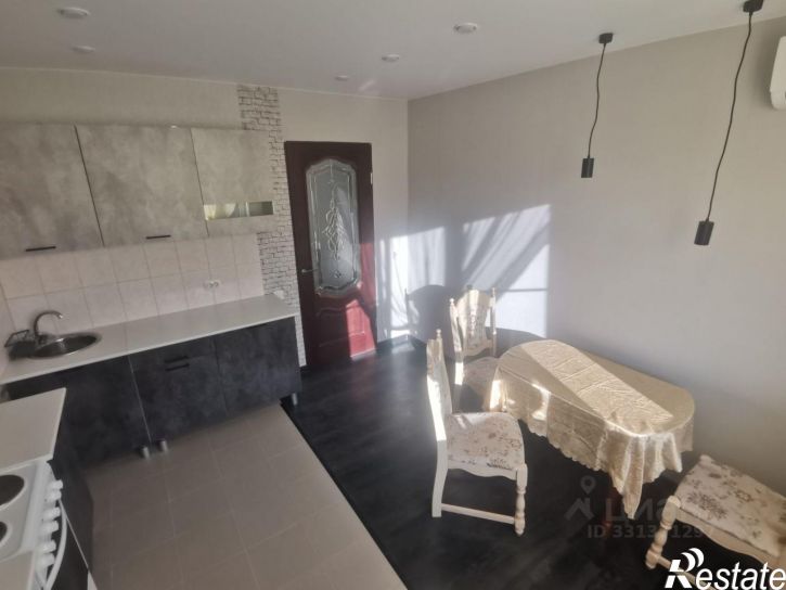 2-комн квартира Республиканская улица, 21,  д. 21