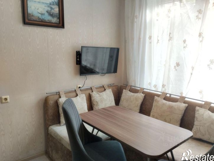 2-комн квартира улица им. Репина, 15,  д. 15