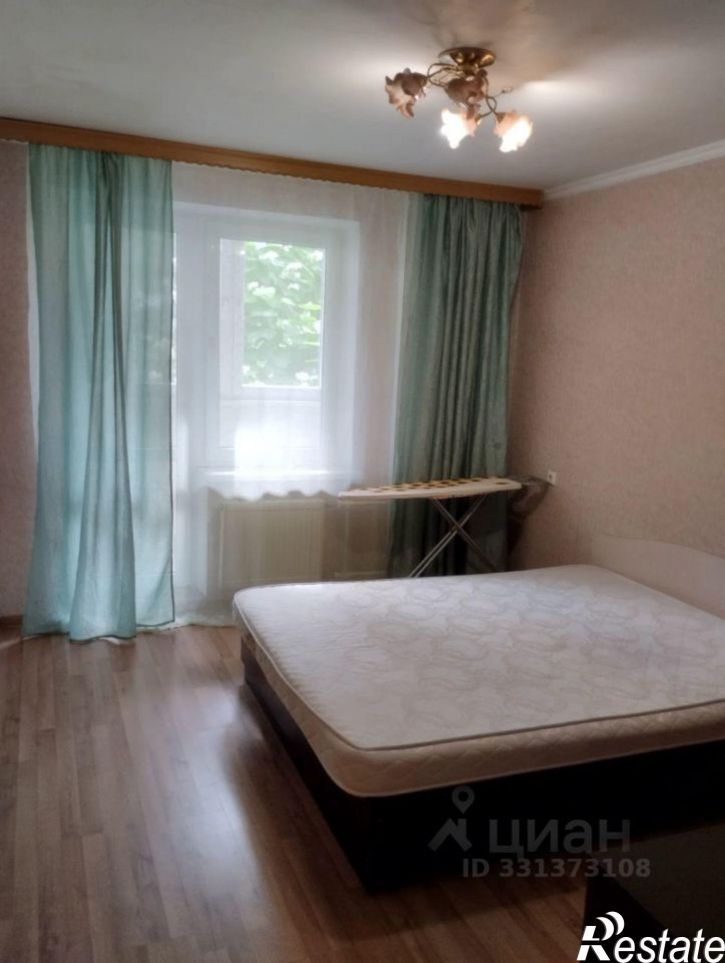 2-комн квартира улица им. Репина, 15,  д. 15
