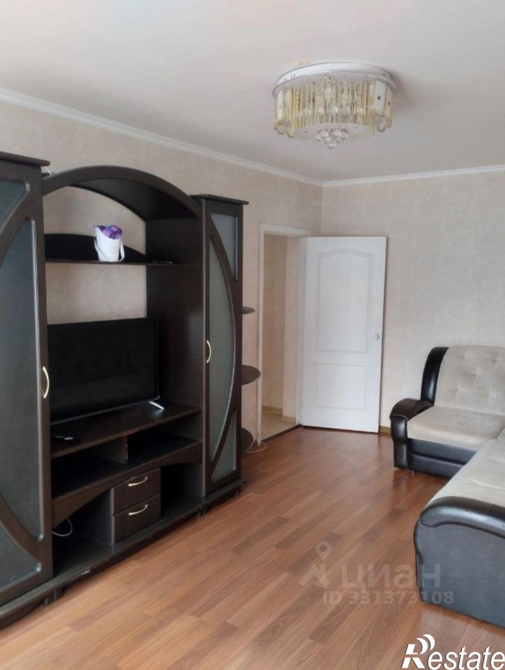 2-комн квартира улица им. Репина, 15,  д. 15