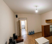 3-комн, 74кв м, этаж 1/4 улица Генерала Шумилова, 25