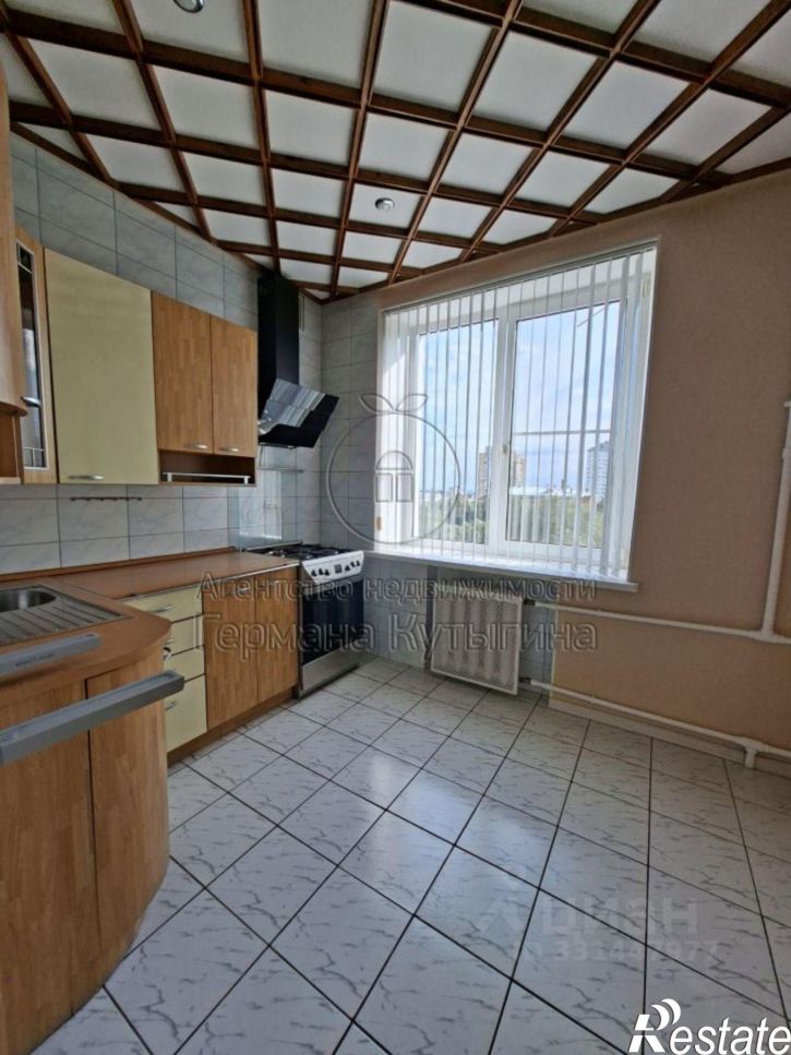 2-комн квартира улица Германа Титова, 16,  д. 16