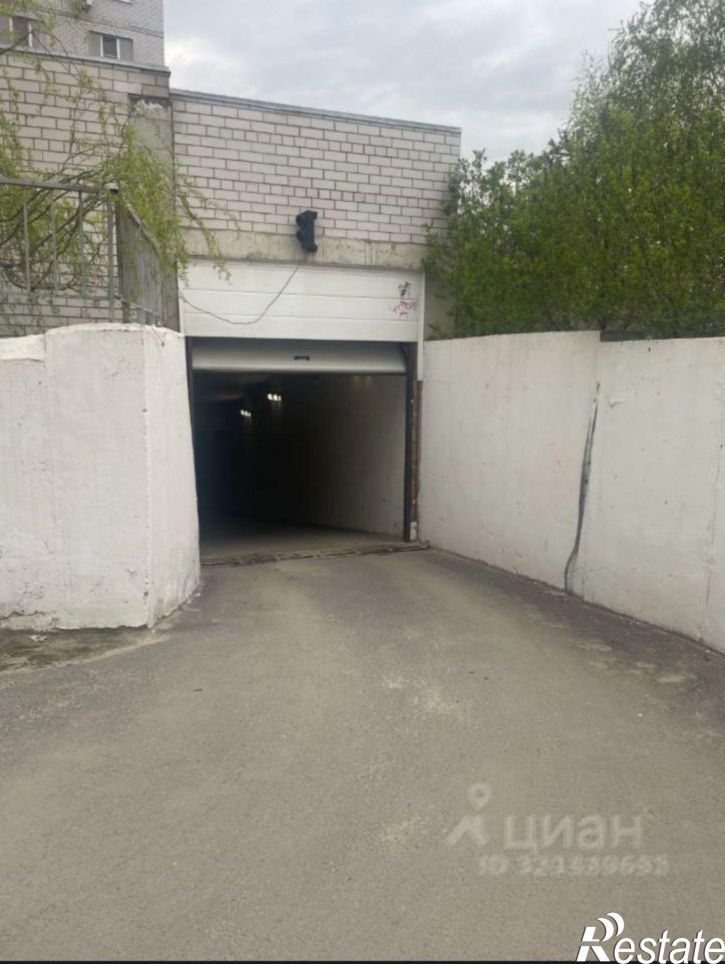 Гараж/парковка ул им. Римского-Корсакова, 8,  д. 8