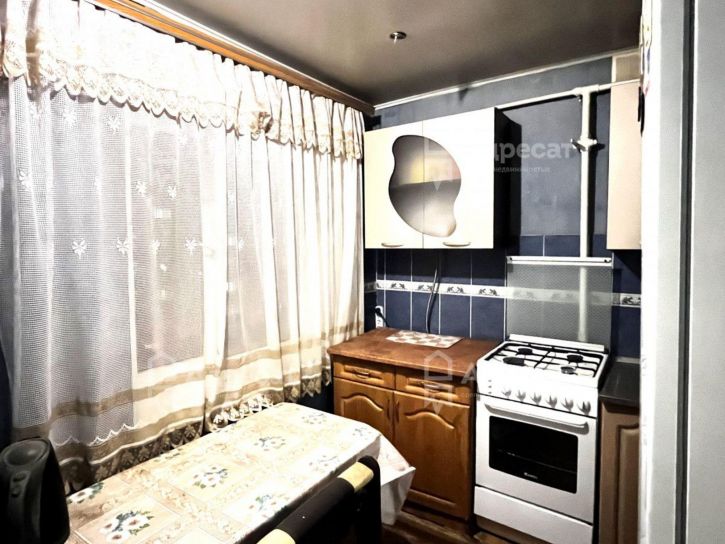 2-комн квартира Улица им. Батова,  д.4