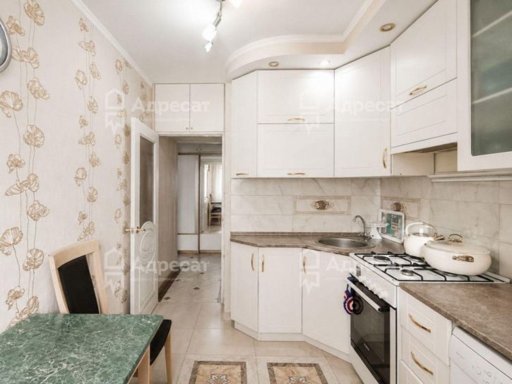 2-комн квартира ул. Землячки,  д.50