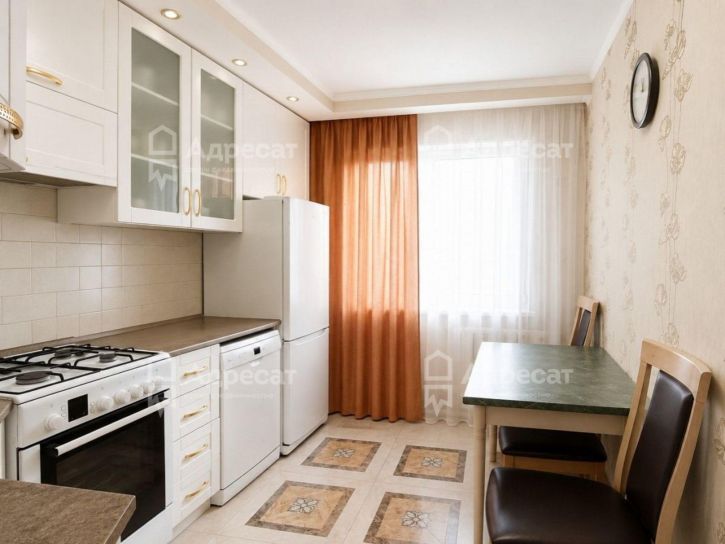 2-комн квартира ул. Землячки,  д.50