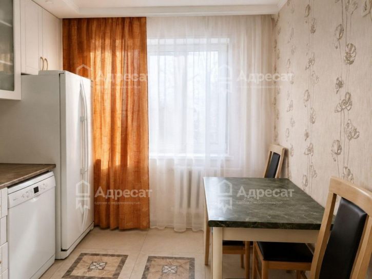 2-комн квартира ул. Землячки,  д.50