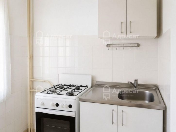 2-комн квартира Улица им. Батова,  д.6