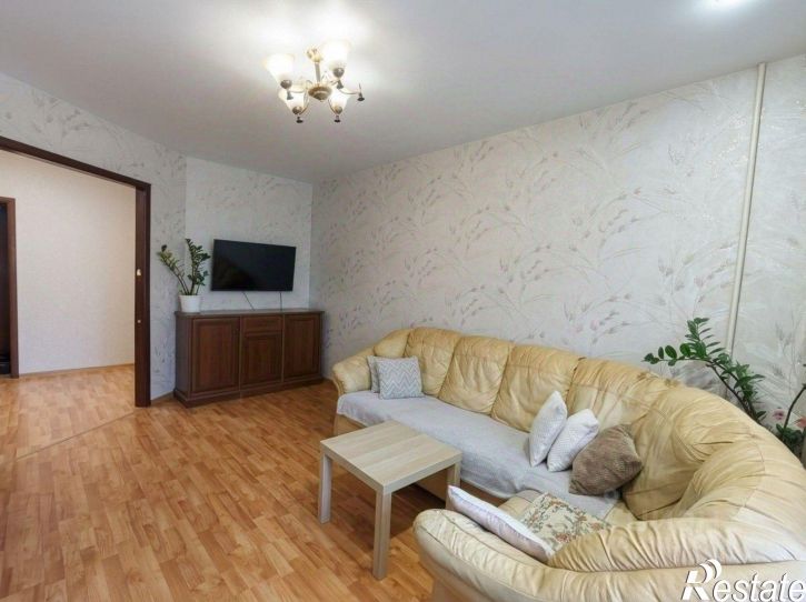4-комн квартира ул Новороссийская, 67а,  д. 67а