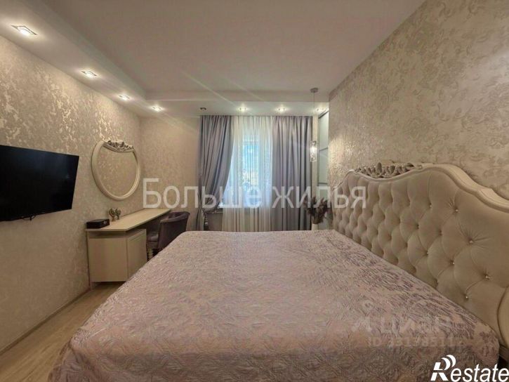 3-комн квартира улица Землячки, 58/1,  д. 58/1