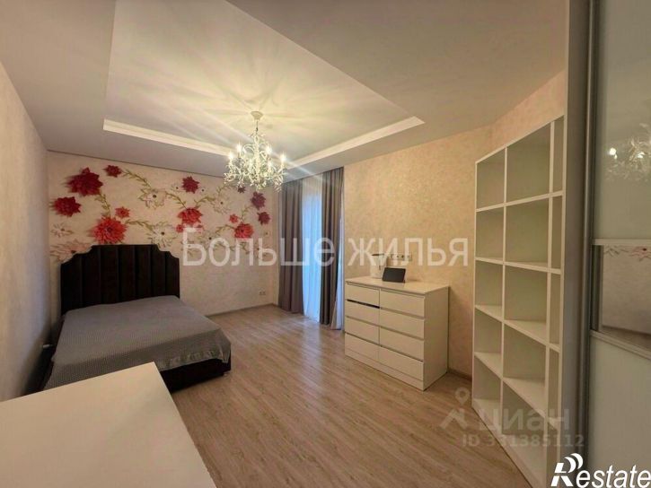 3-комн квартира улица Землячки, 58/1,  д. 58/1