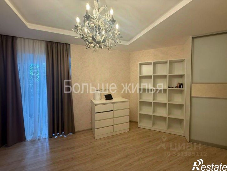 3-комн квартира улица Землячки, 58/1,  д. 58/1