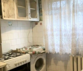 2-комн, 40кв м, этаж 1/5 улица Одоевского, 72