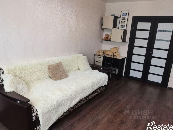 2-комн квартира улица Менжинского, 27,  д. 27