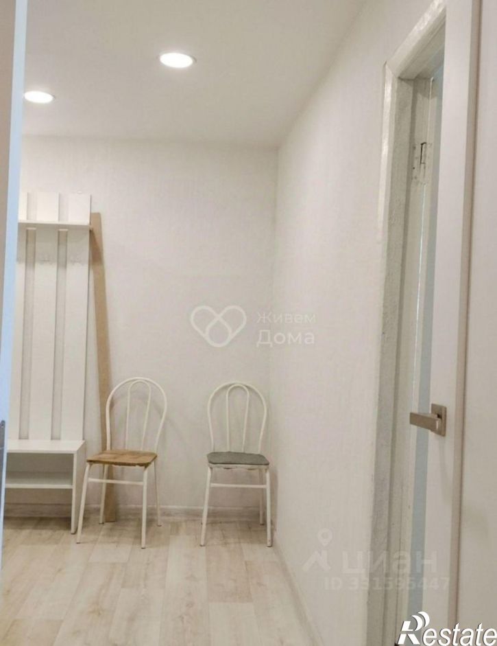 2-комн квартира улица Байдакова, 10,  д. 10