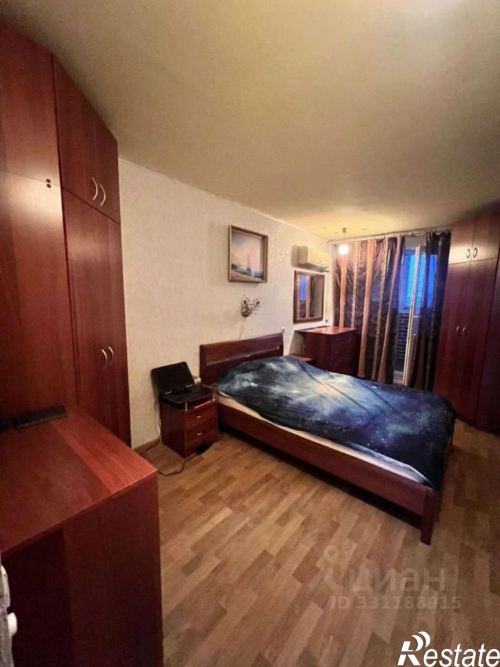 3-комн квартира ул Рионская, 13,  д. 13