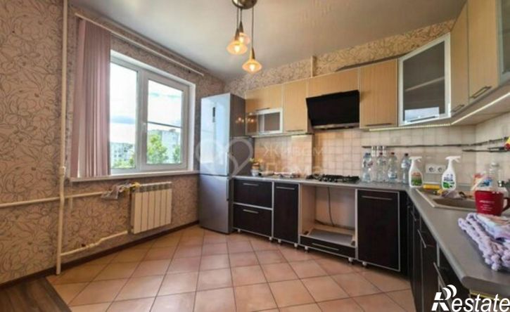 3-комн квартира ул 8-й Воздушной Армии, 33,  д. 33