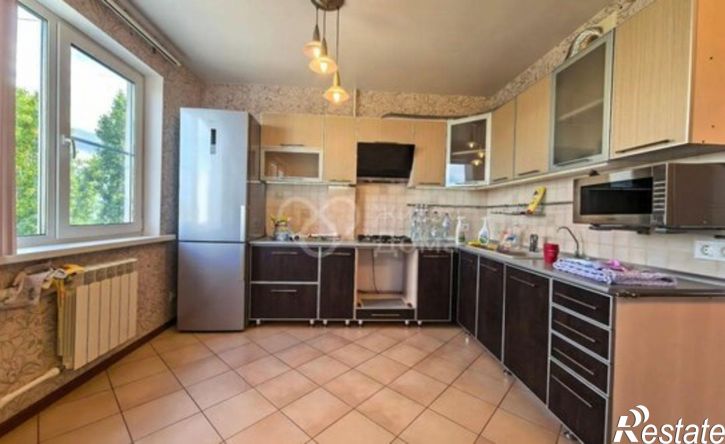 3-комн квартира ул 8-й Воздушной Армии, 33,  д. 33