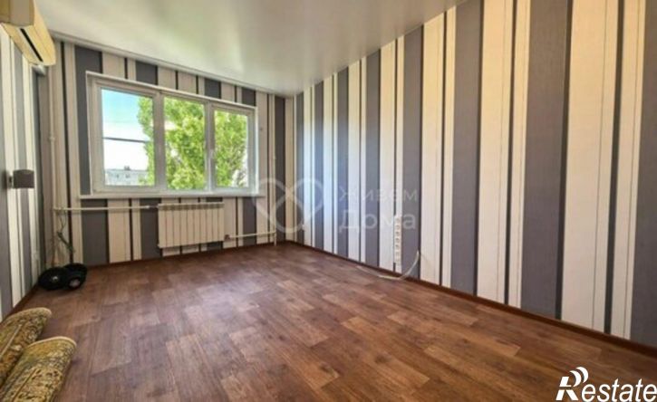 3-комн квартира ул 8-й Воздушной Армии, 33,  д. 33