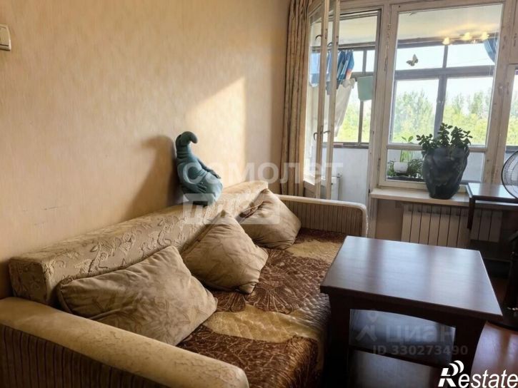 2-комн квартира улица 64-й Армии, 135,  д. 135