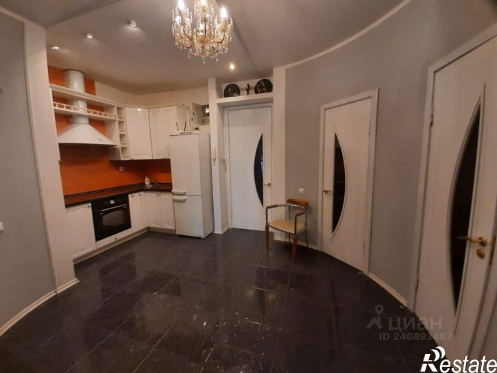 2-комн квартира улица Циолковского, 17,  д. 17