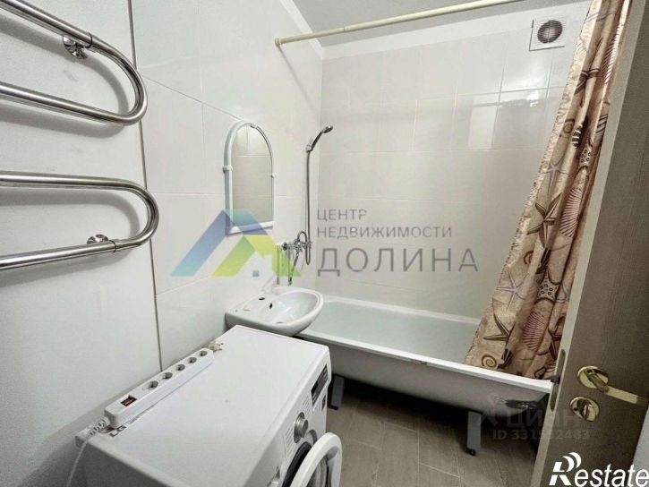 2-комн квартира улица Гаря Хохлова, 13,  д. 13