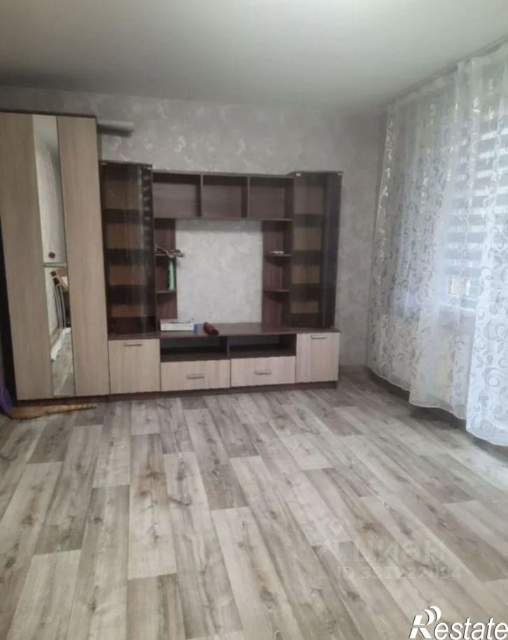 1-комн квартира ул 8-й Воздушной Армии, 16,  д. 16