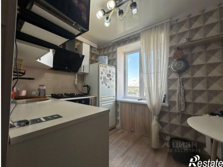 3-комн квартира улица Гороховцев, 2,  д. 2
