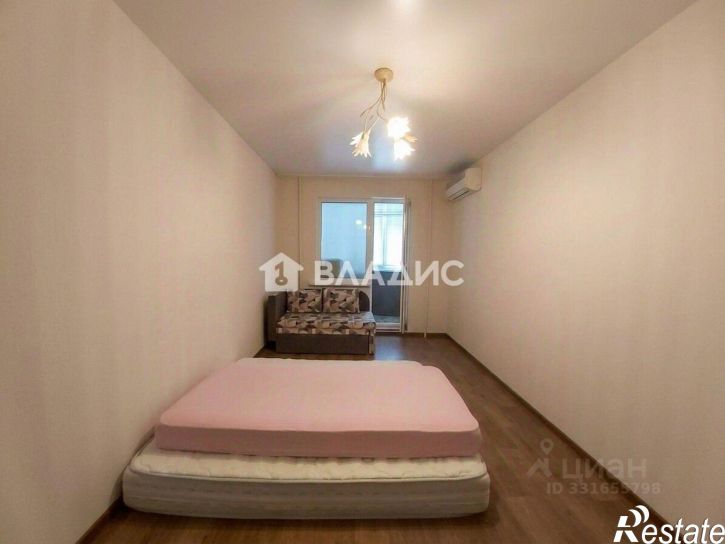 4-комн квартира ул 8-й Воздушной Армии, 33,  д. 33