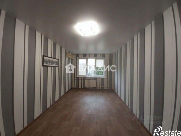 4-комн квартира ул 8-й Воздушной Армии, 33,  д. 33